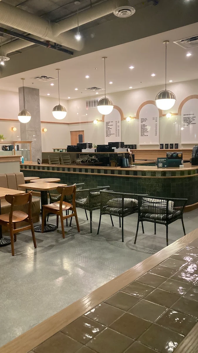 Vibe, Deville Coffee Kelowna Lakeshore