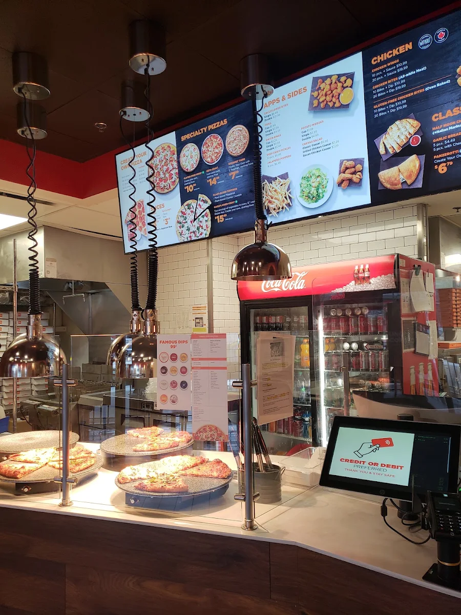 Menu, Pizza Pizza