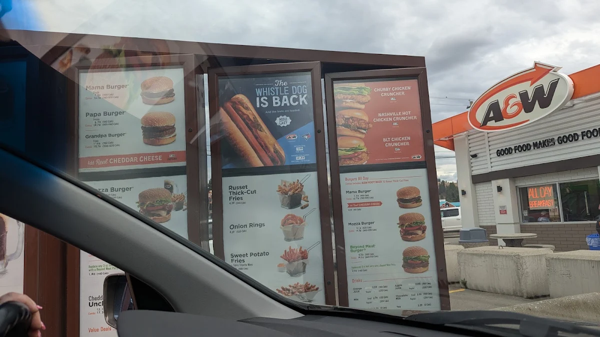 Menu, A&W Canada