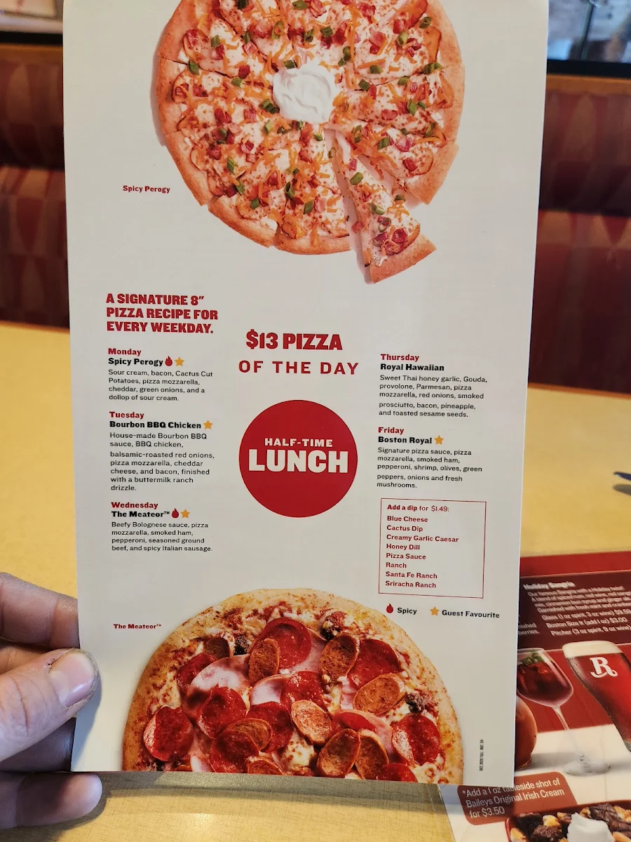 Menu, Boston Pizza