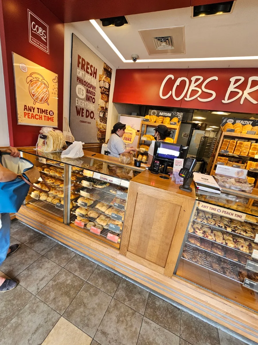 Vibe, COBS Bread