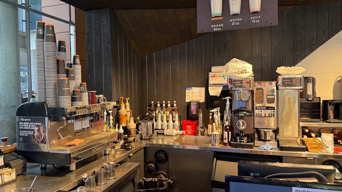 Vibe, Café Van Houtte