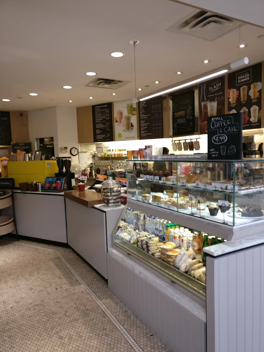 Vibe, Second Cup Café
