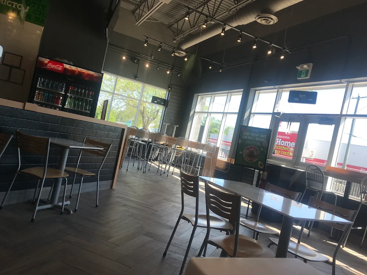 Vibe, Pita Pit