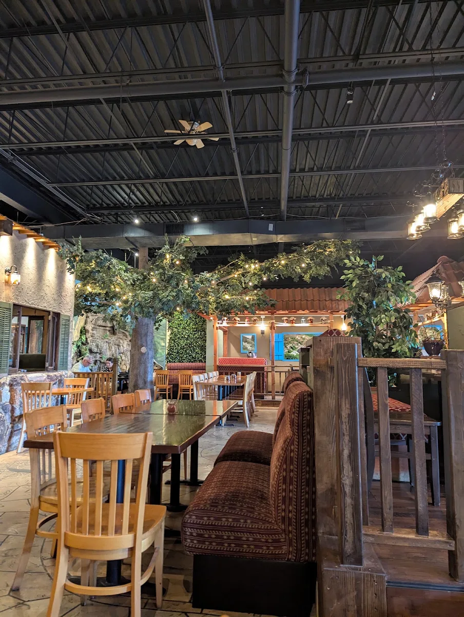 Vibe, North Restaurant