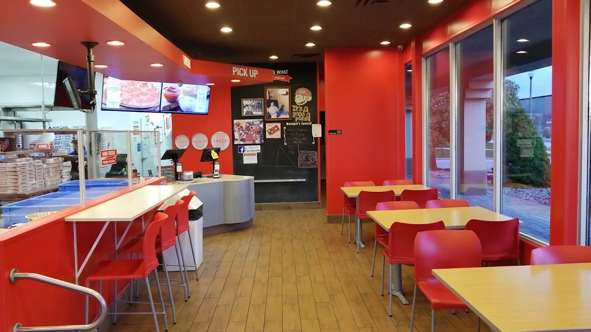 Vibe, Domino's Pizza