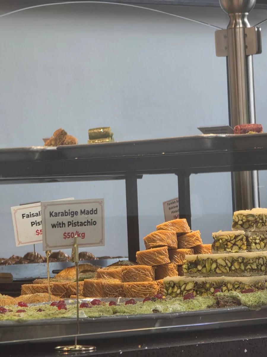 Vibe, Crown Pastries
