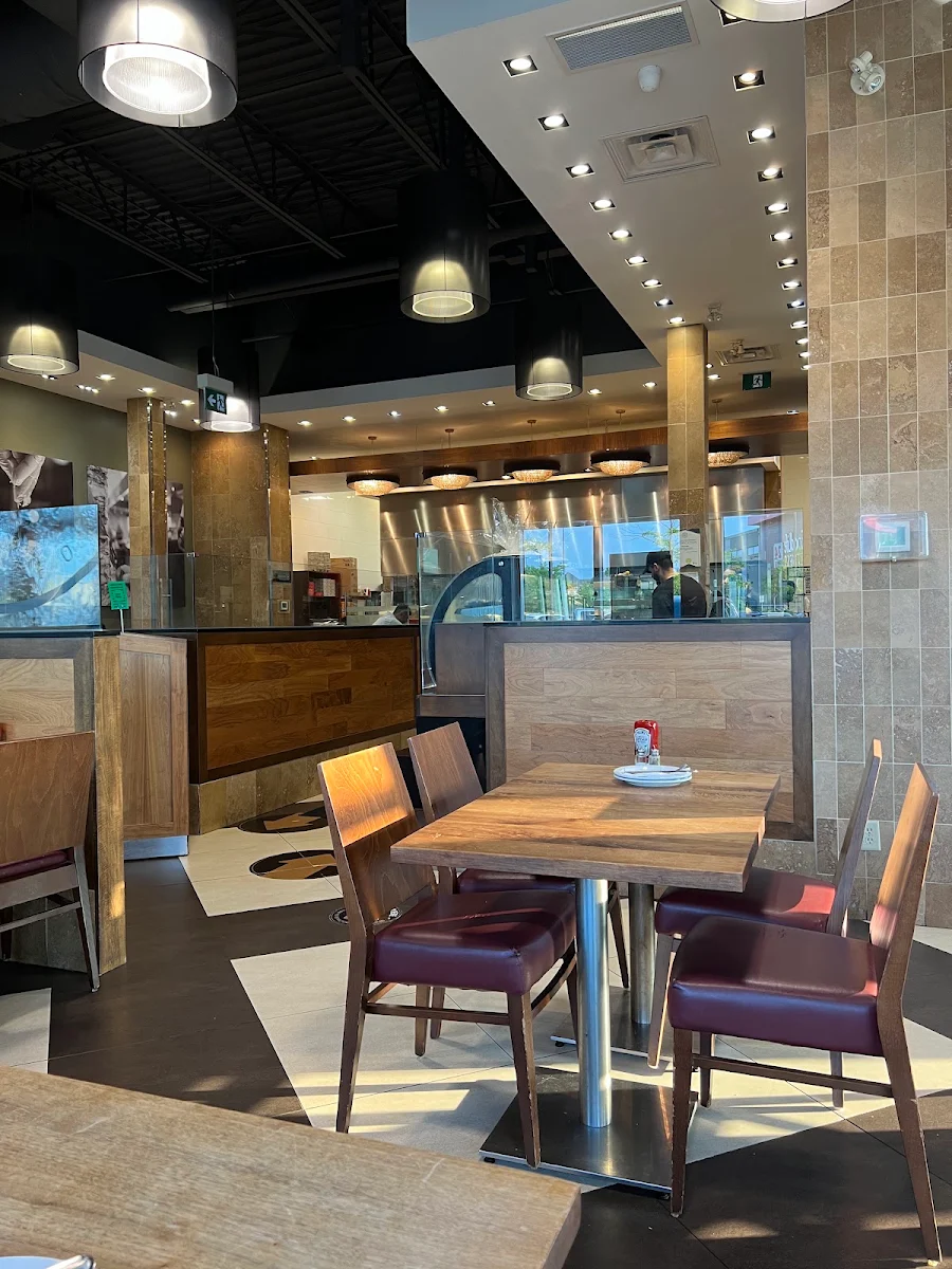Vibe, Paramount Middle Eastern Kitchen