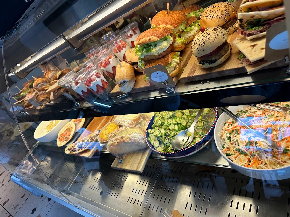 Food & drink photo 4