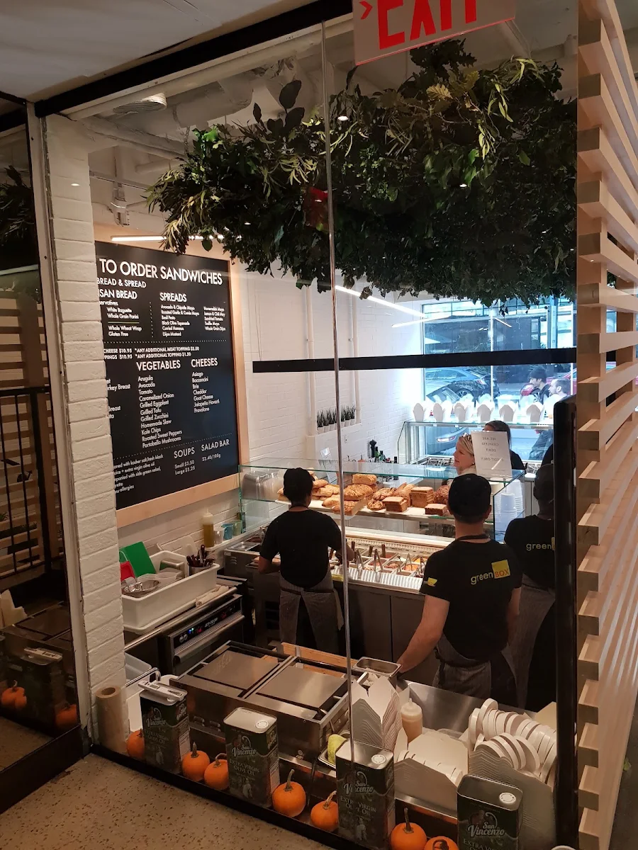 Menu, Green Box Yonge