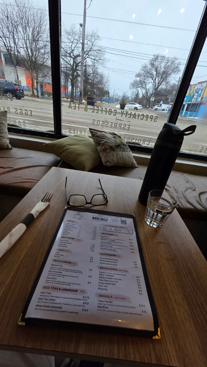 Menu, Decourses Café