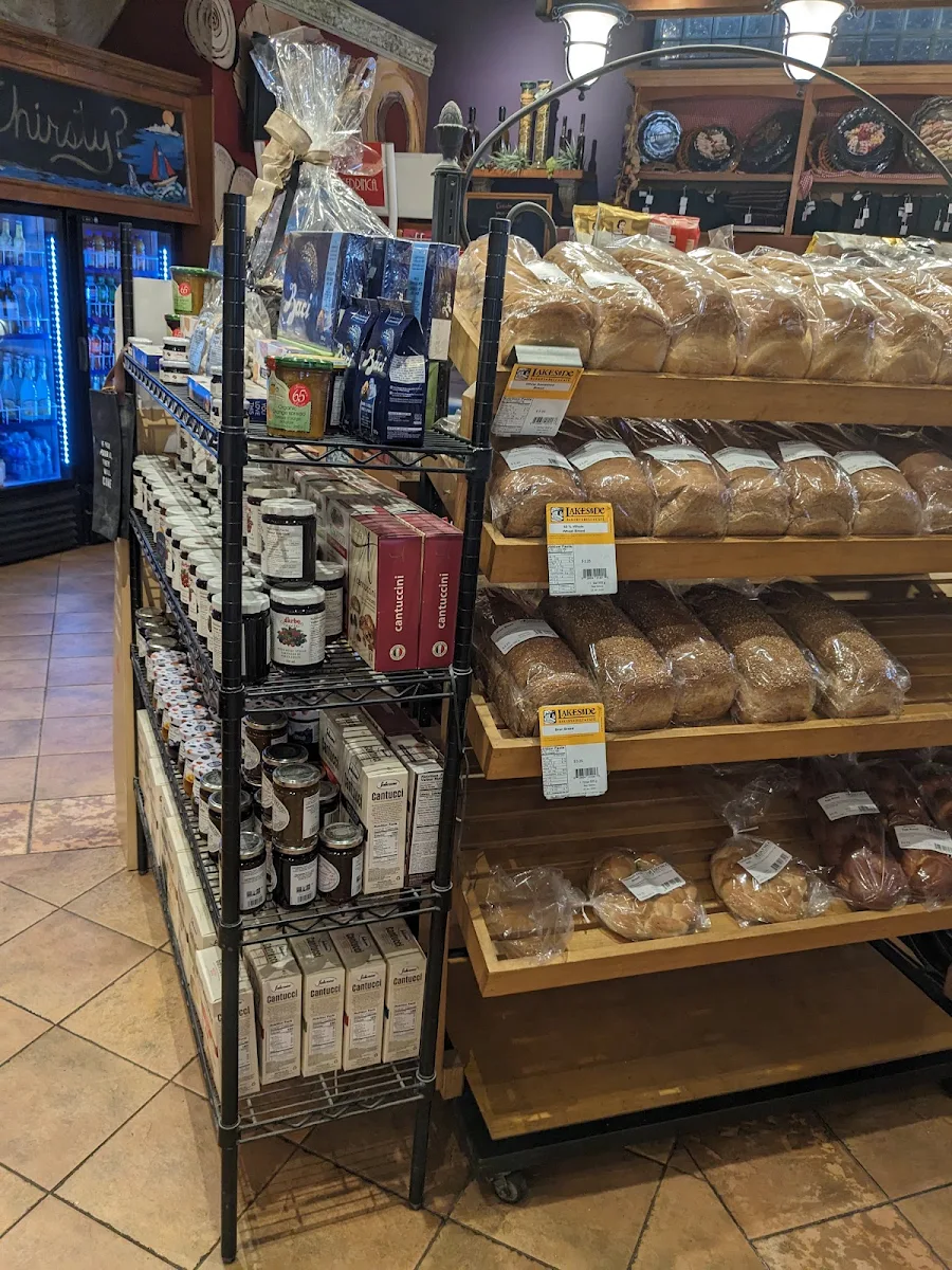 Vibe, Lakeside Bakery Deli Cafe