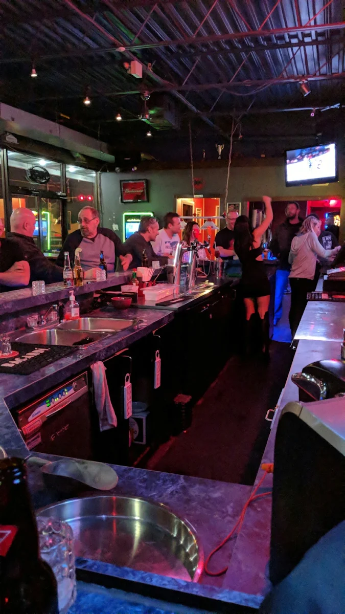 Vibe, Bar Lexus