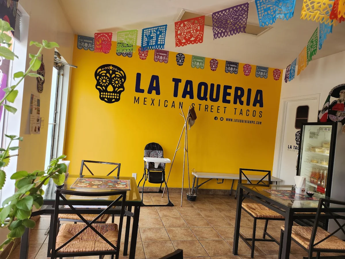 Vibe, La Taqueria Mexican Street Tacos