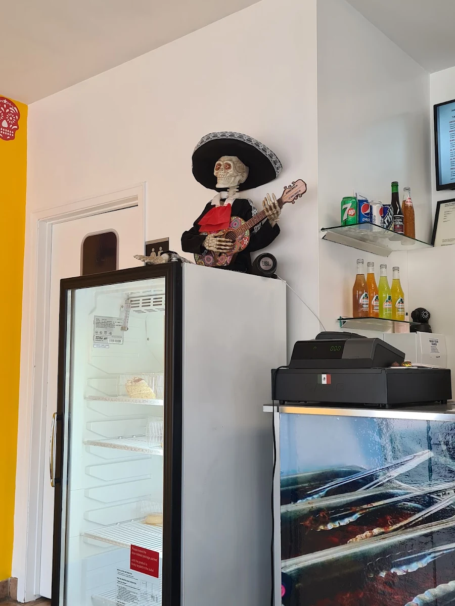 Vibe, La Taqueria Mexican Street Tacos