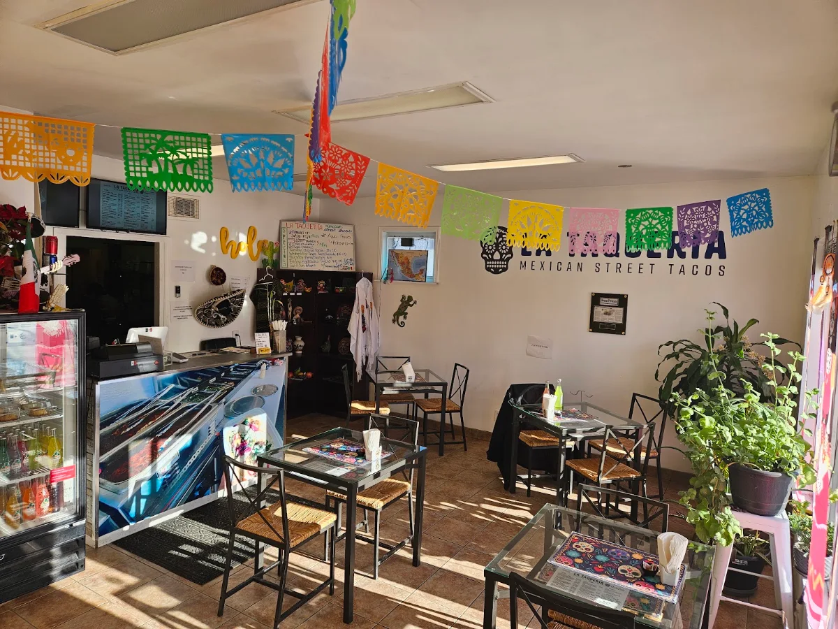 Vibe, La Taqueria Mexican Street Tacos