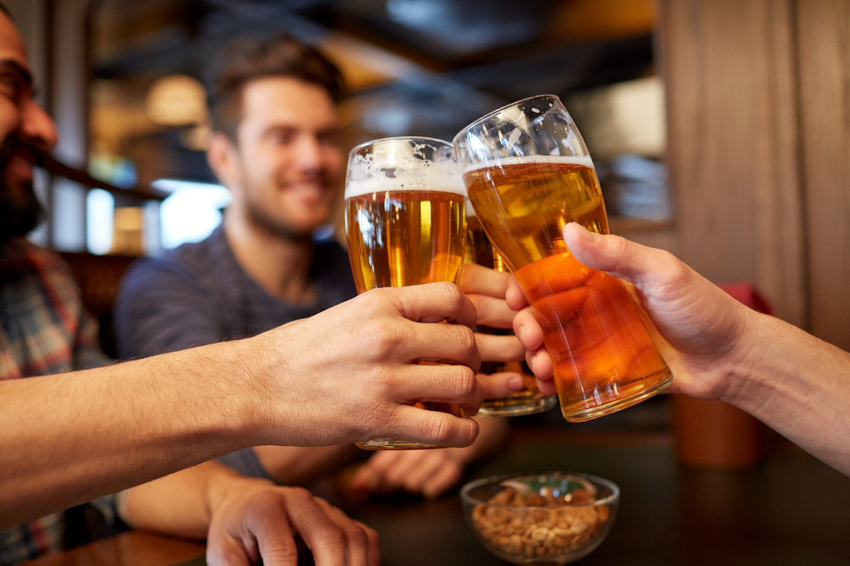 Food & drink, Spins VLT Room & Bar East