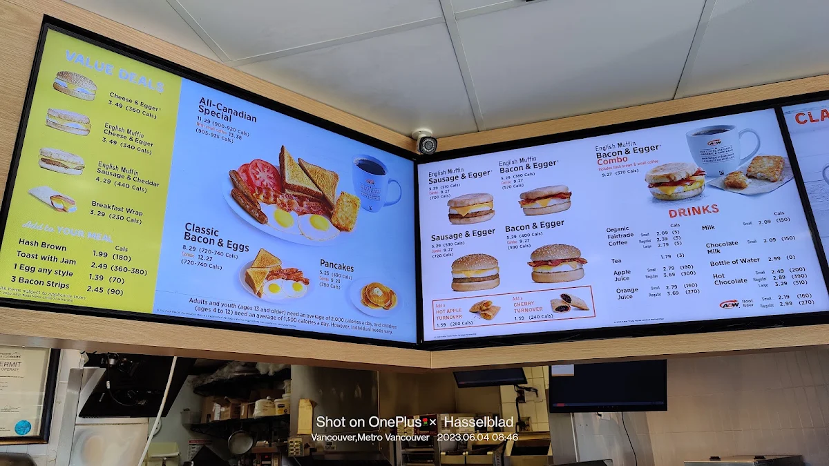 Menu, A&W Canada