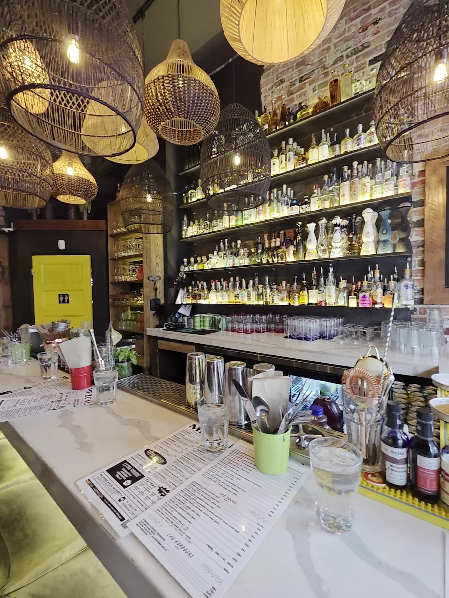 Vibe, Mezcal Taqueria