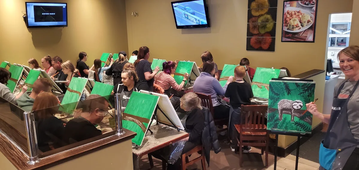 Vibe, Smitty's Restaurant & Lounge - Edmonton Millwoods