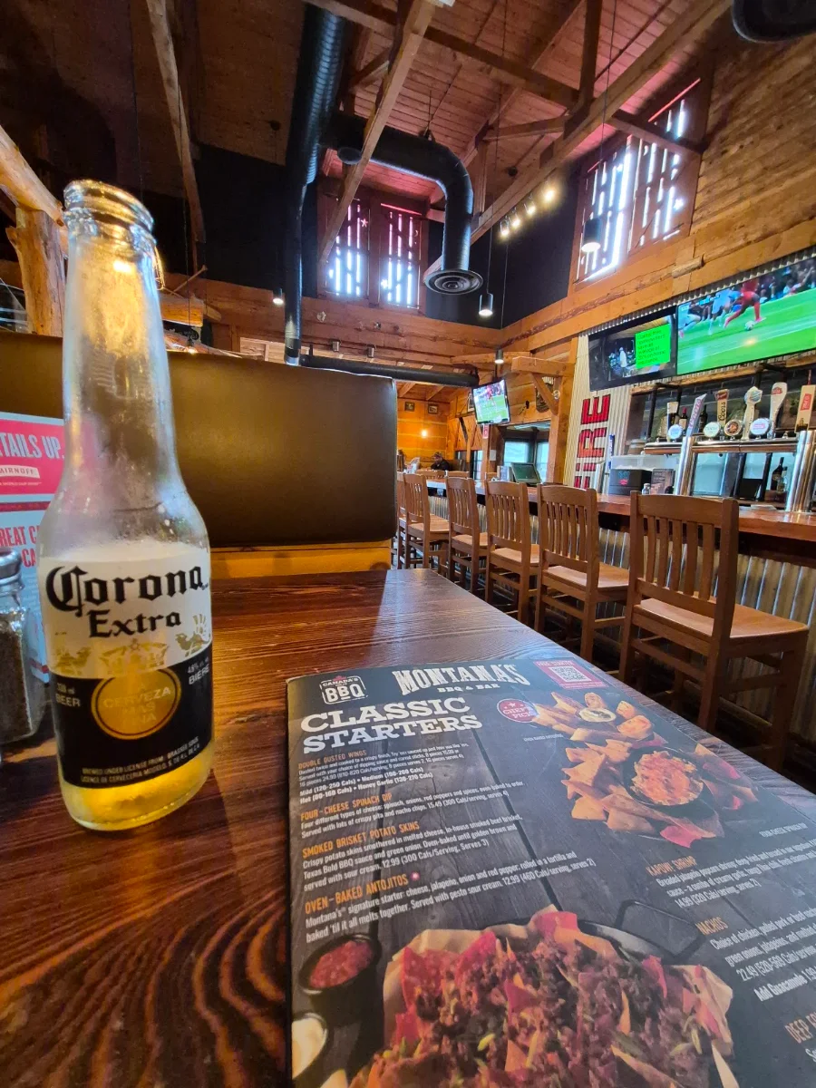 Menu, Montana’s BBQ & Bar