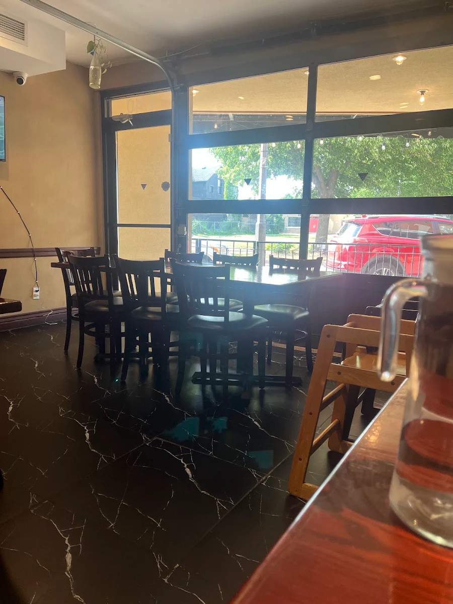 Vibe, Usmania Grill