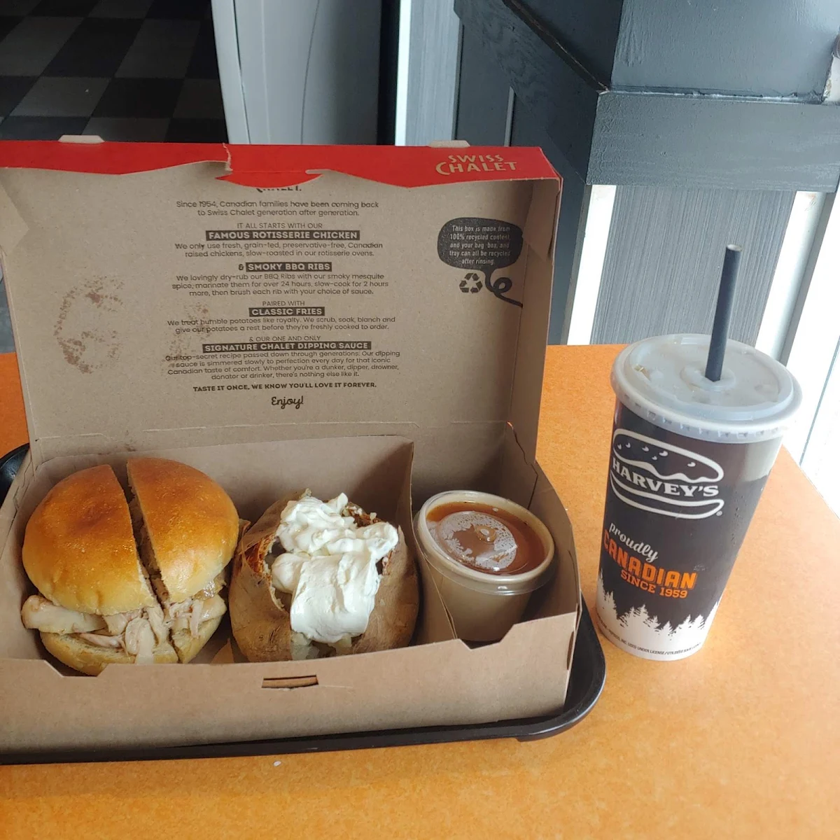 Menu, Harvey's