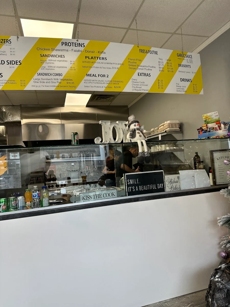Vibe, Zesty Shawarma'z