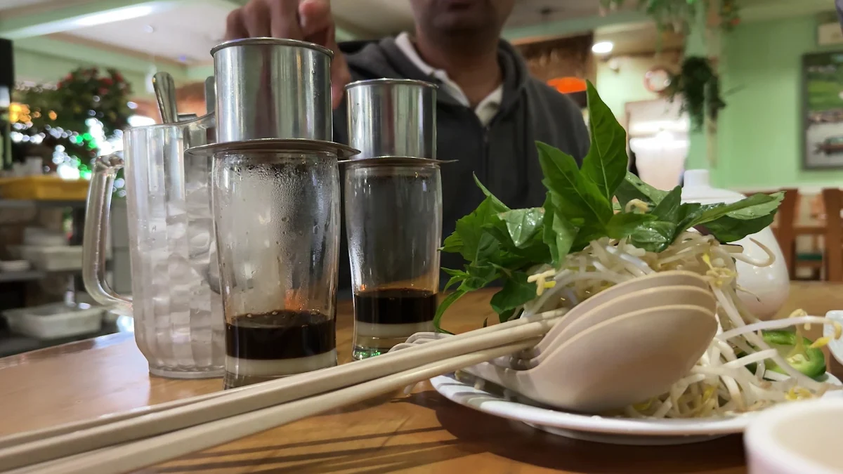 Food & drink, Song Huong Restaurant