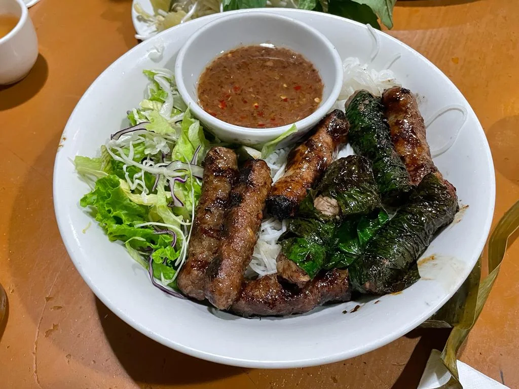 Food & drink, Song Huong Restaurant