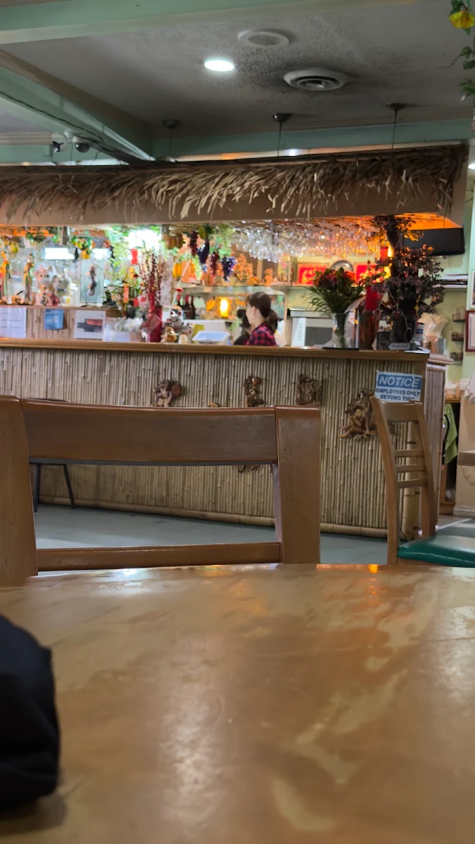 Vibe, Song Huong Restaurant