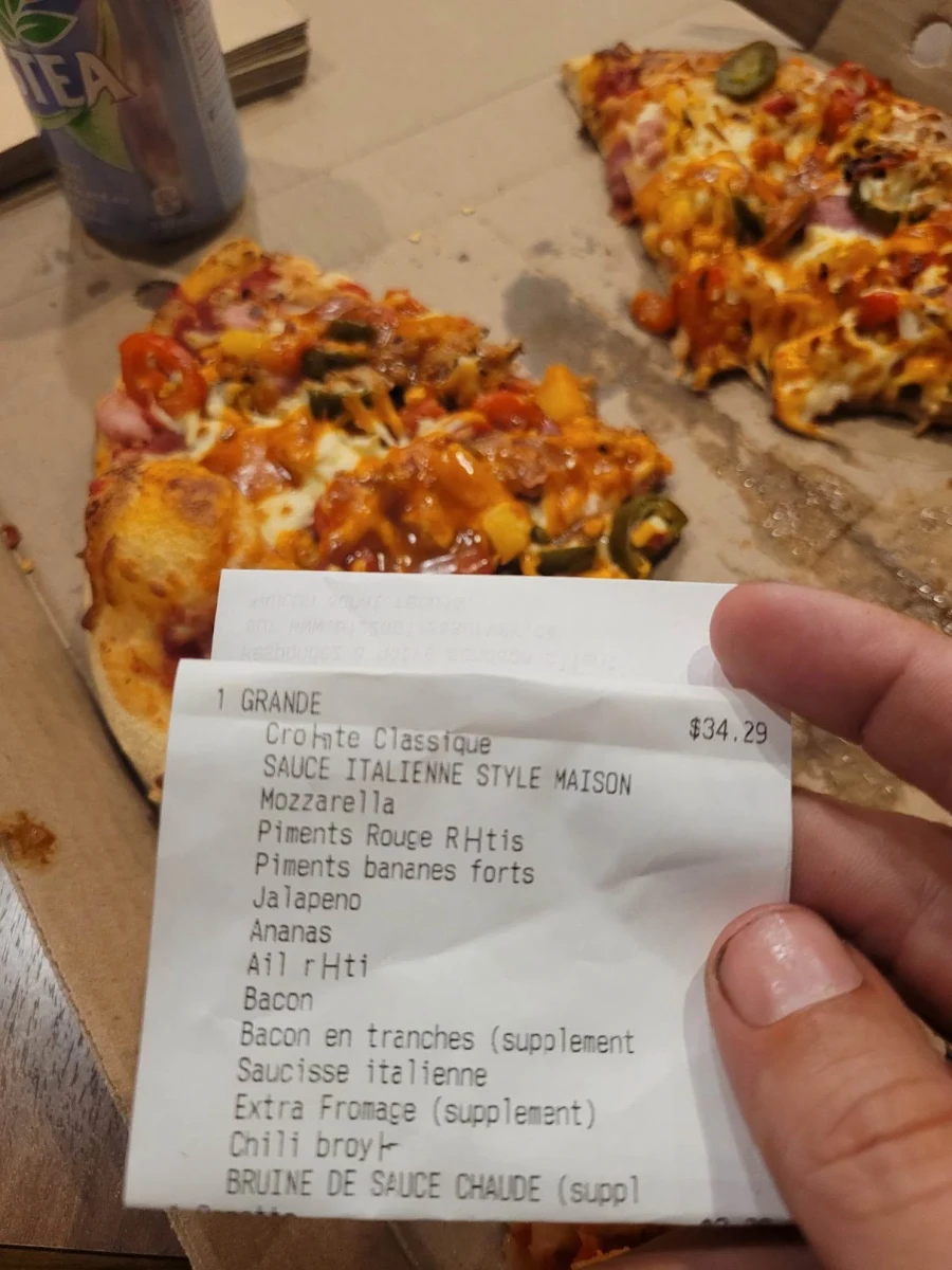 Menu, Pizza Pizza