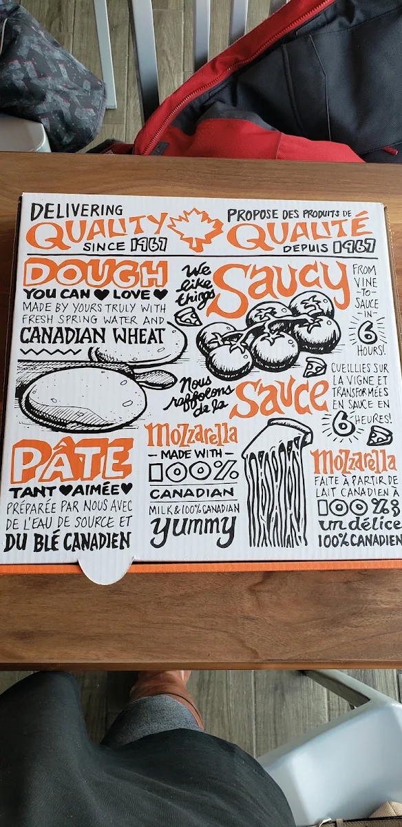 Menu, Pizza Pizza