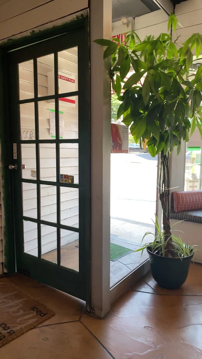 Vibe, Pik Thai Restaurant