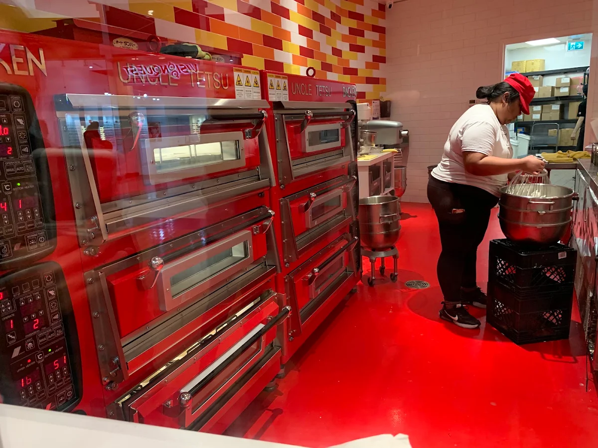 Vibe, Uncle Tetsu's Japanese Cheesecake, CrossIron Mills