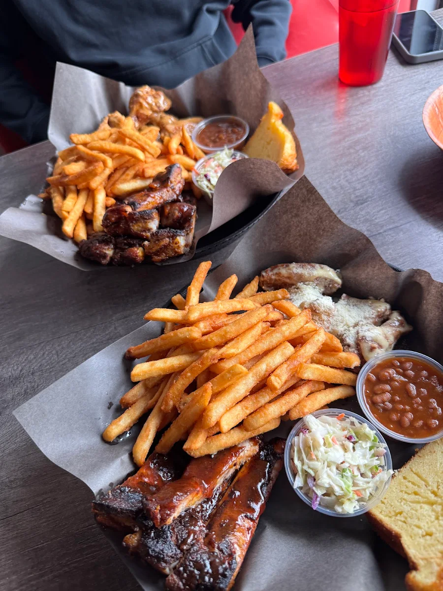 Food & drink, Memphis BBQ & Wicked Wings