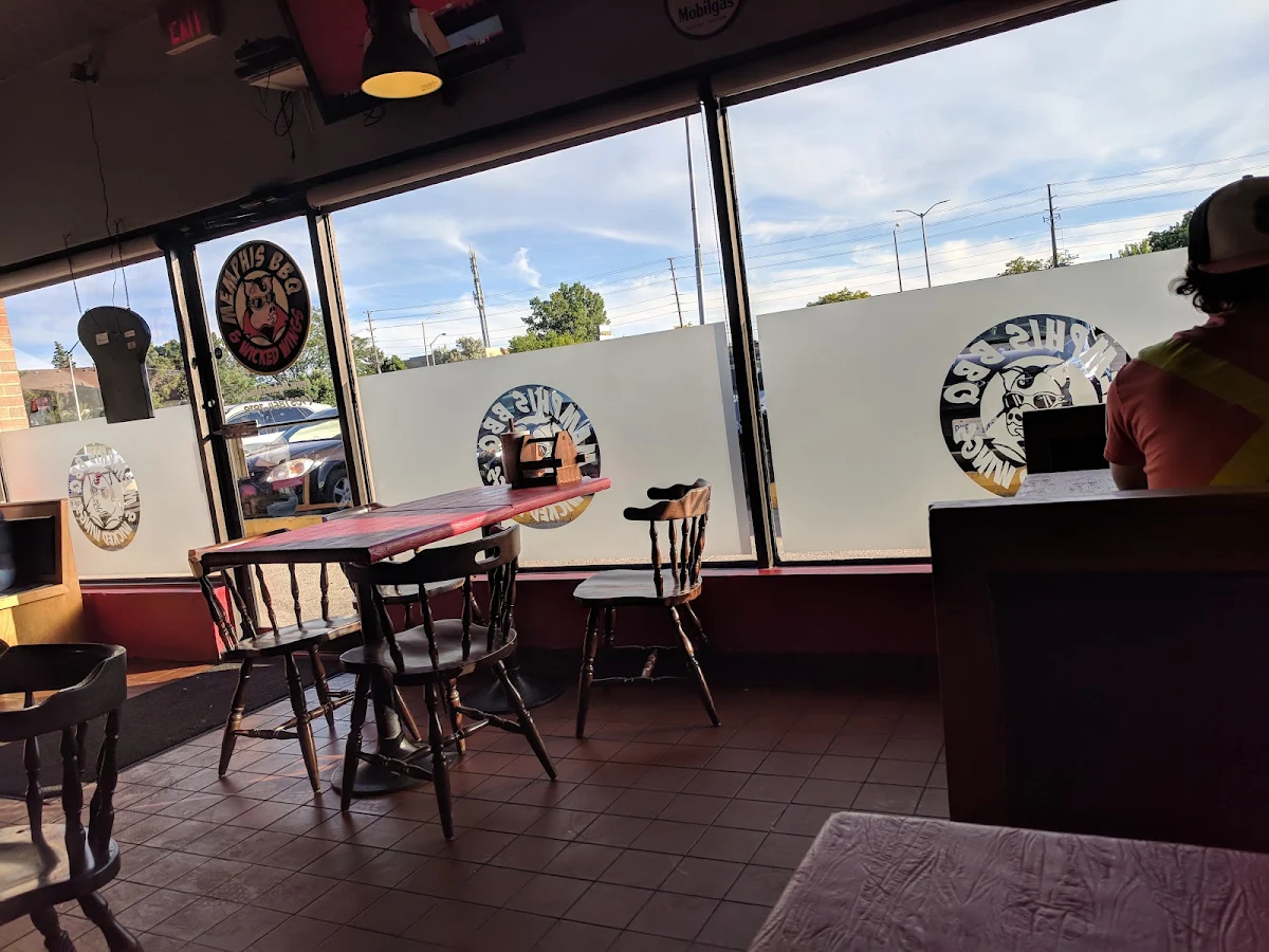 Vibe, Memphis BBQ & Wicked Wings