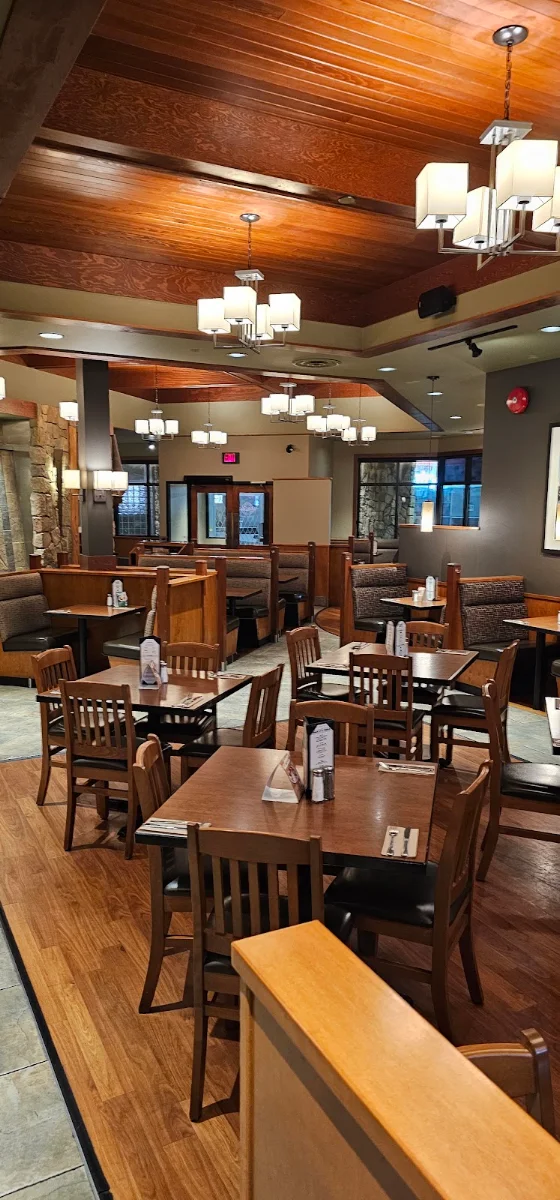 Vibe, White Spot Port Coquitlam