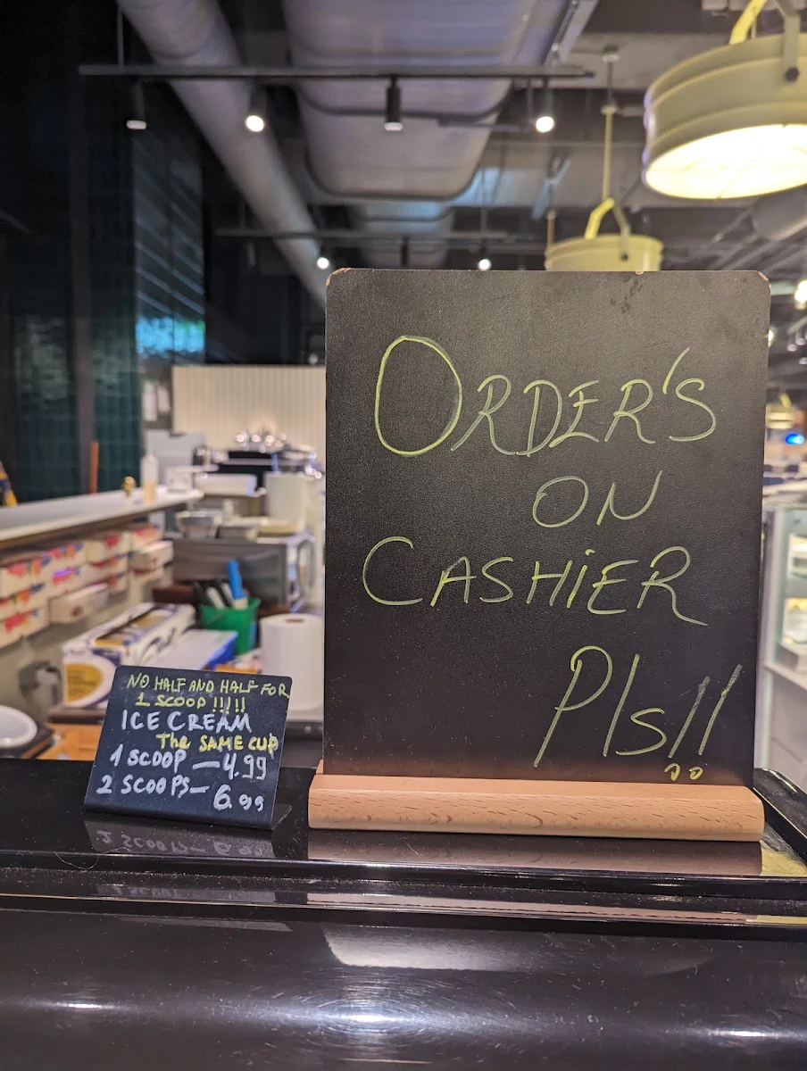 Menu, MADO The Well
