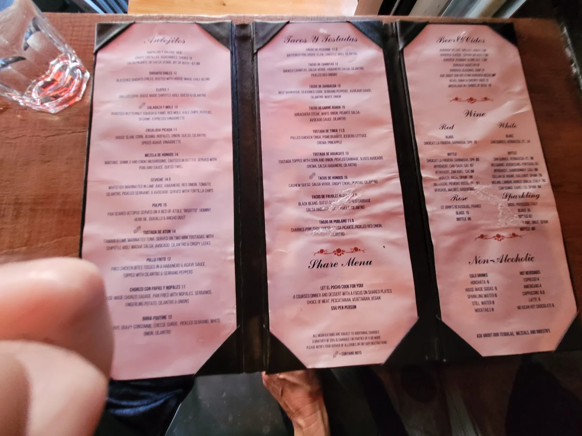Menu, El Pocho Antojitos Bar