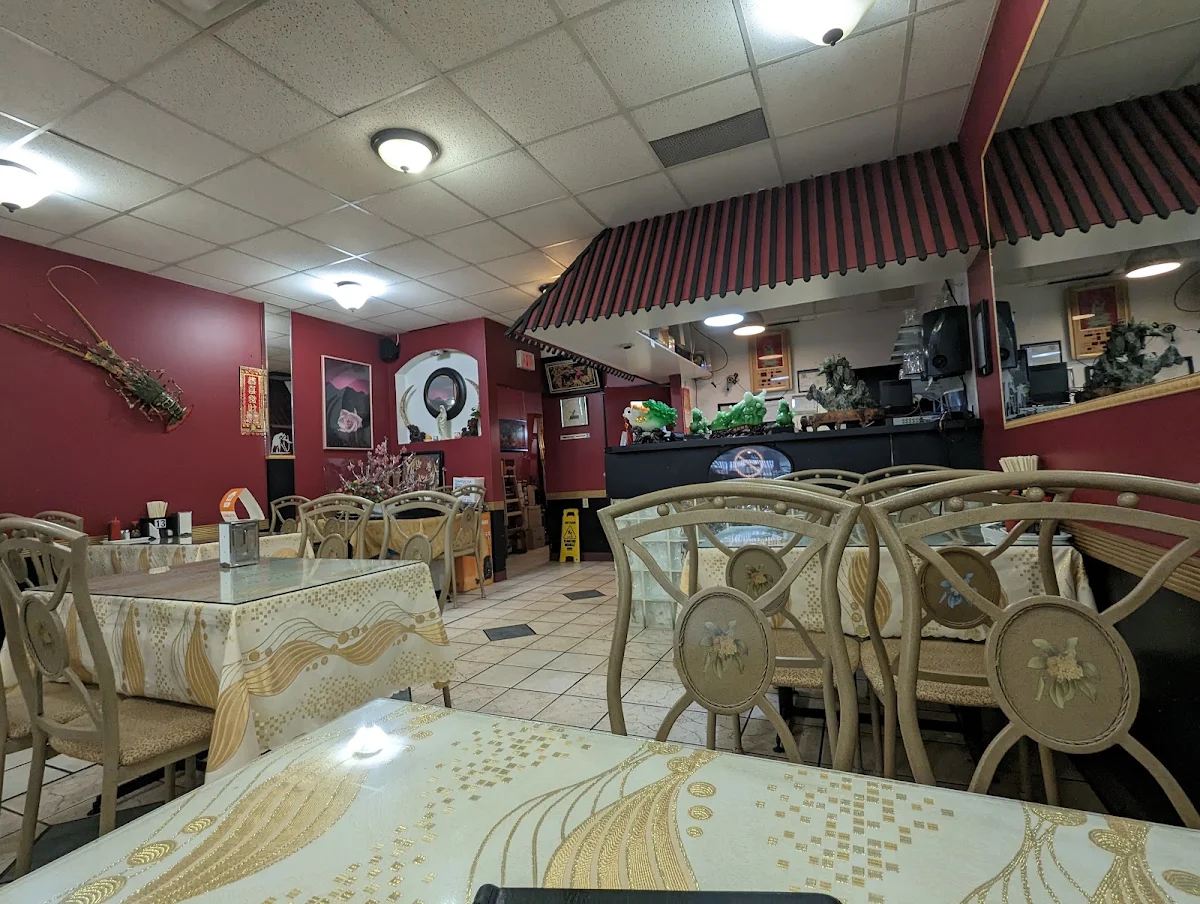 Vibe, Saigon Paradise Restaurant