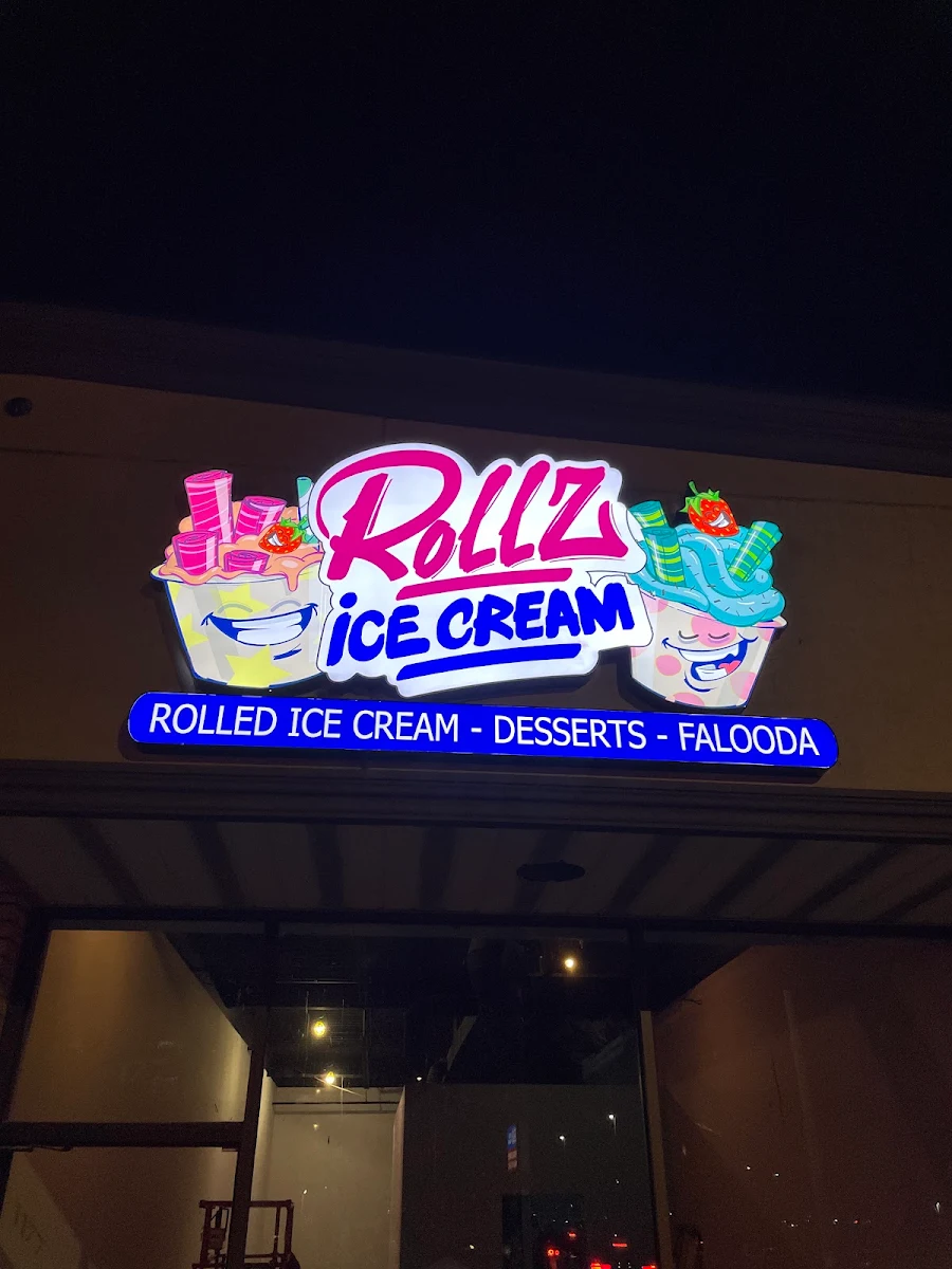 Menu, Rollz Ice Cream & Desserts Windsor