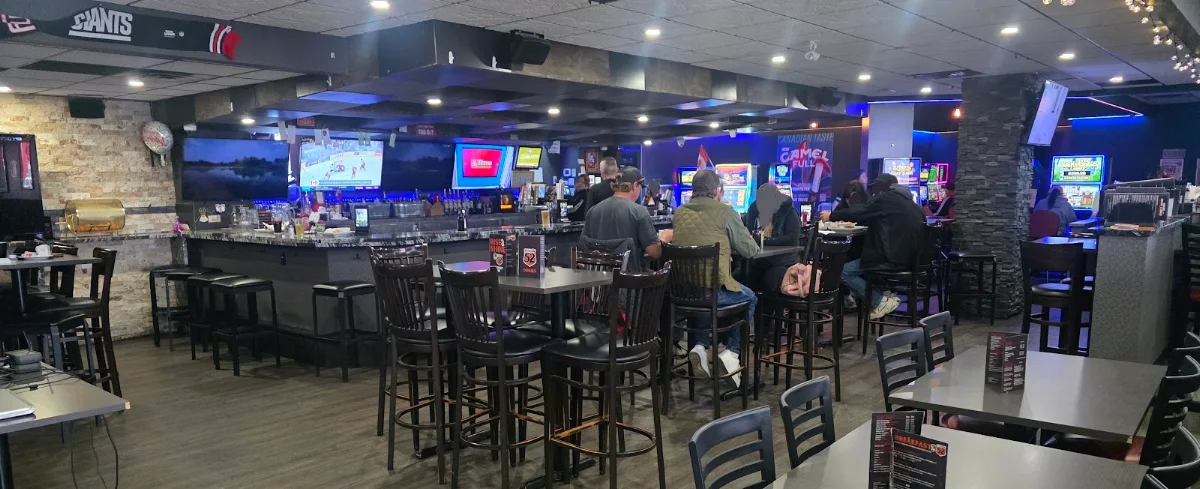 Vibe, Tavern 52 Bar & Grill