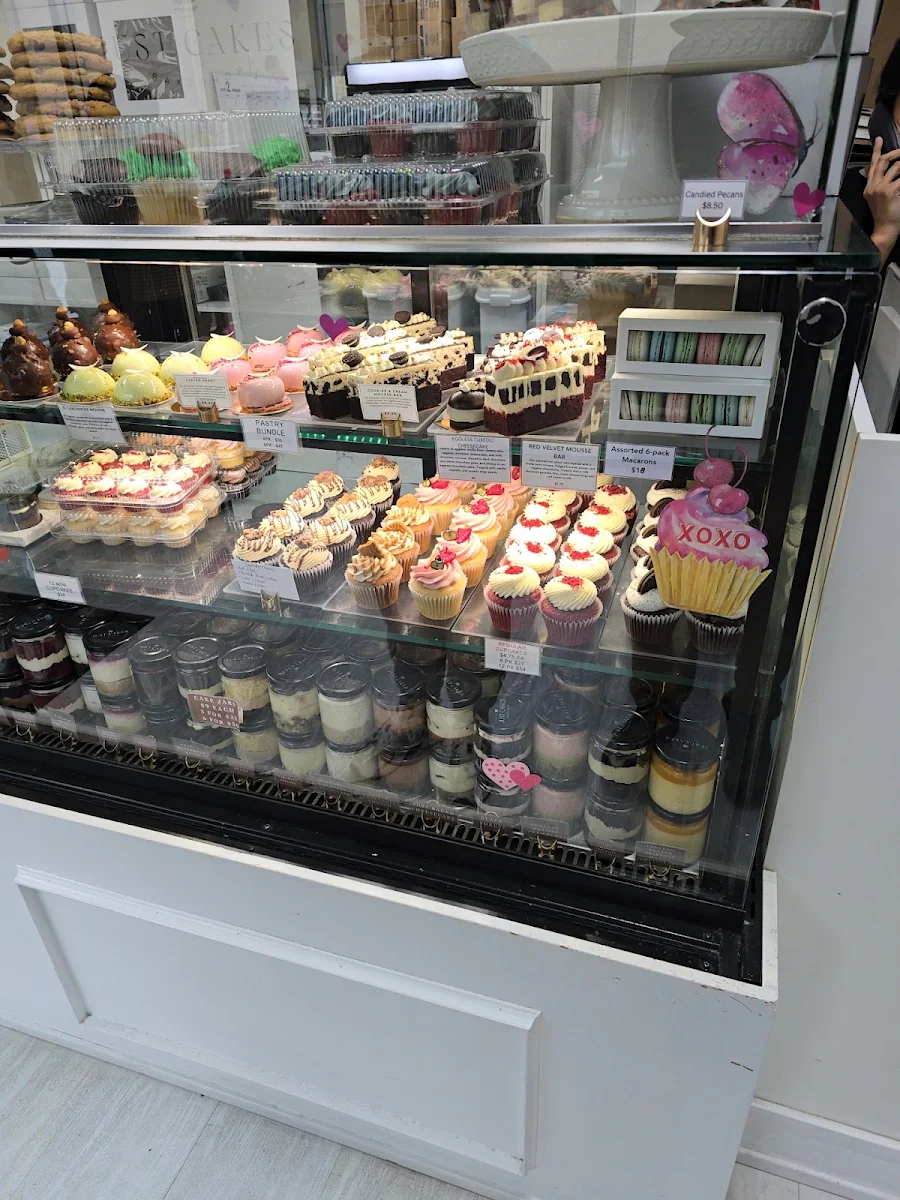 Vibe, Just Cakes Bakeshop