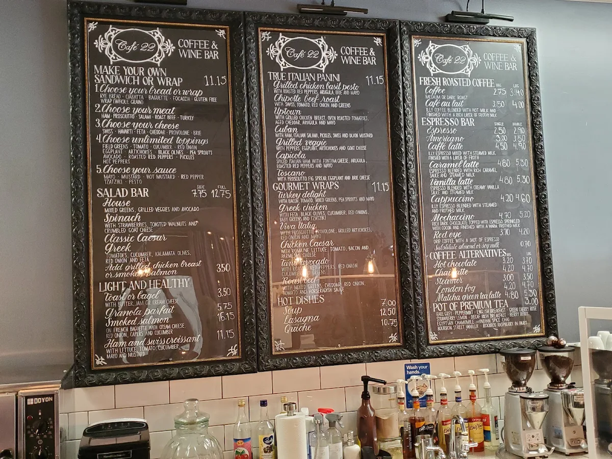 Menu, Café 22