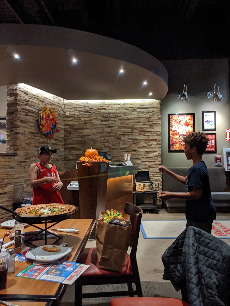 Vibe, Boston Pizza