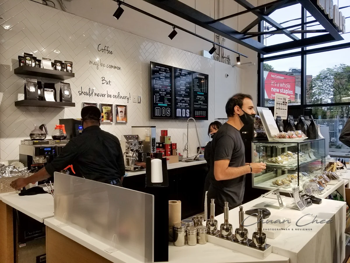 Vibe, Mos Mos Coffee