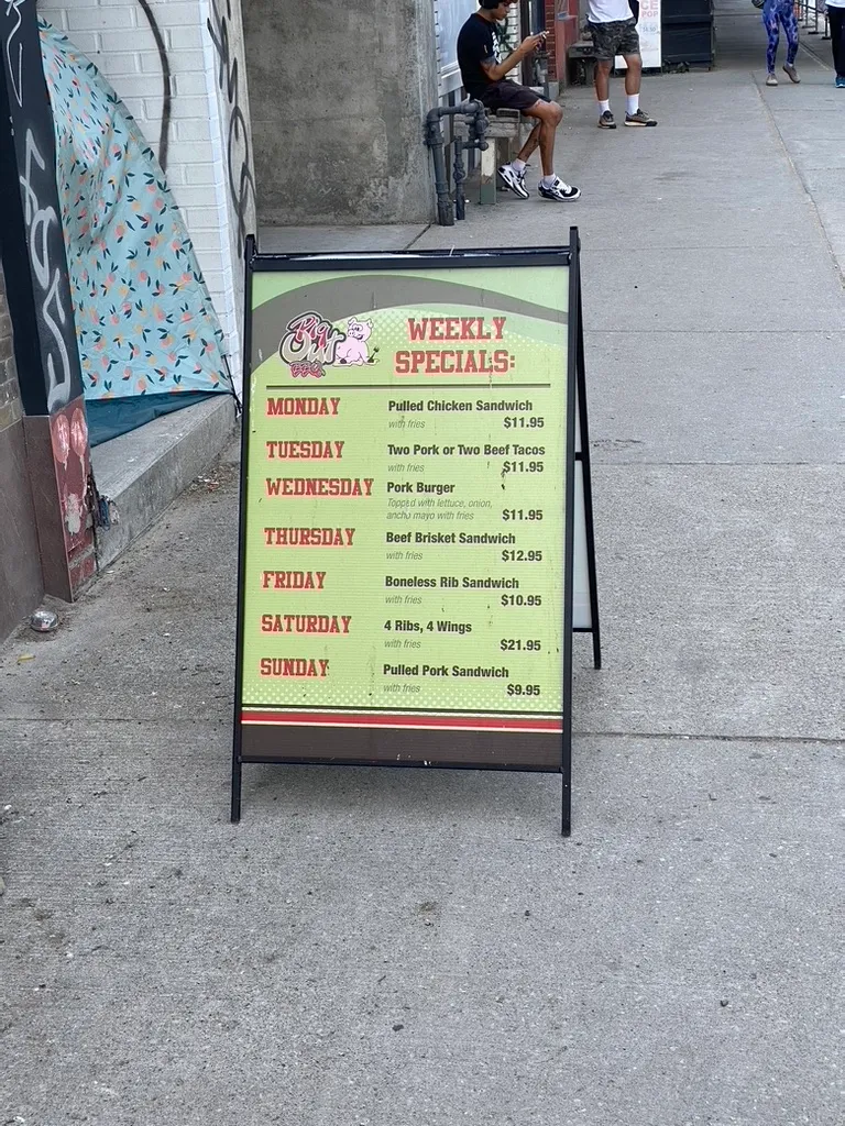 Menu, Pig Out BBQ