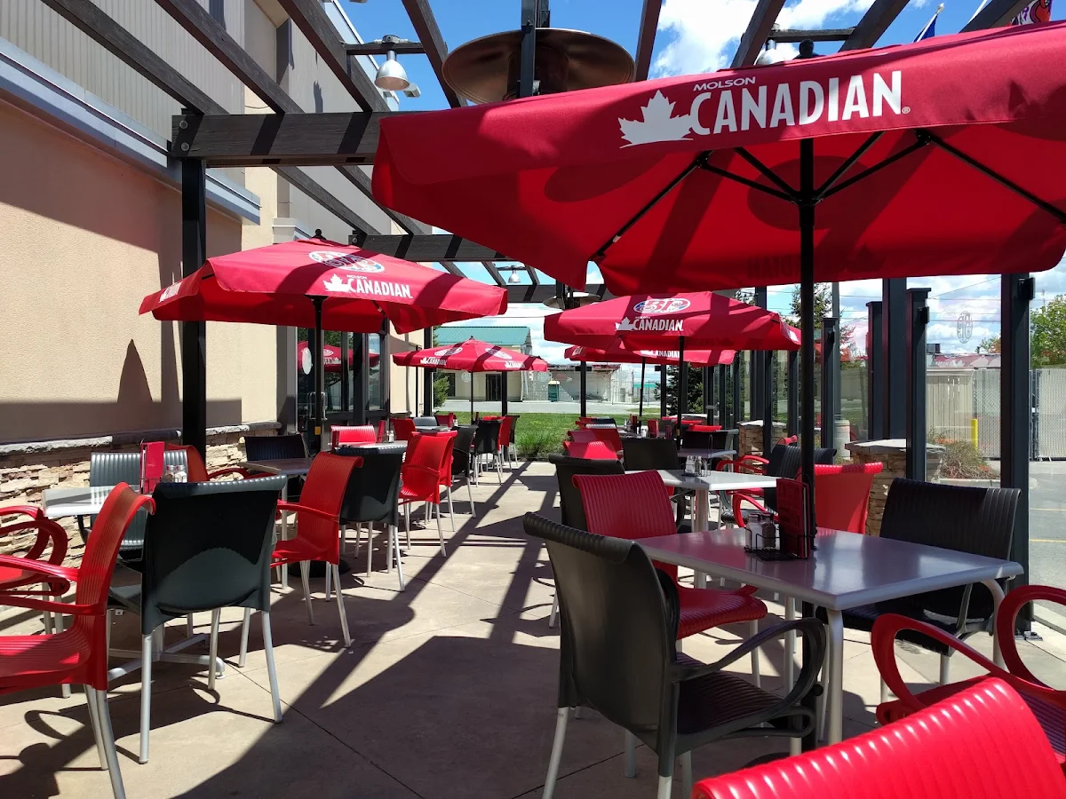Vibe, Boston Pizza