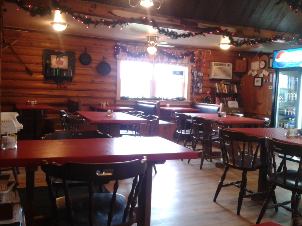 Vibe, Bev's Country Diner
